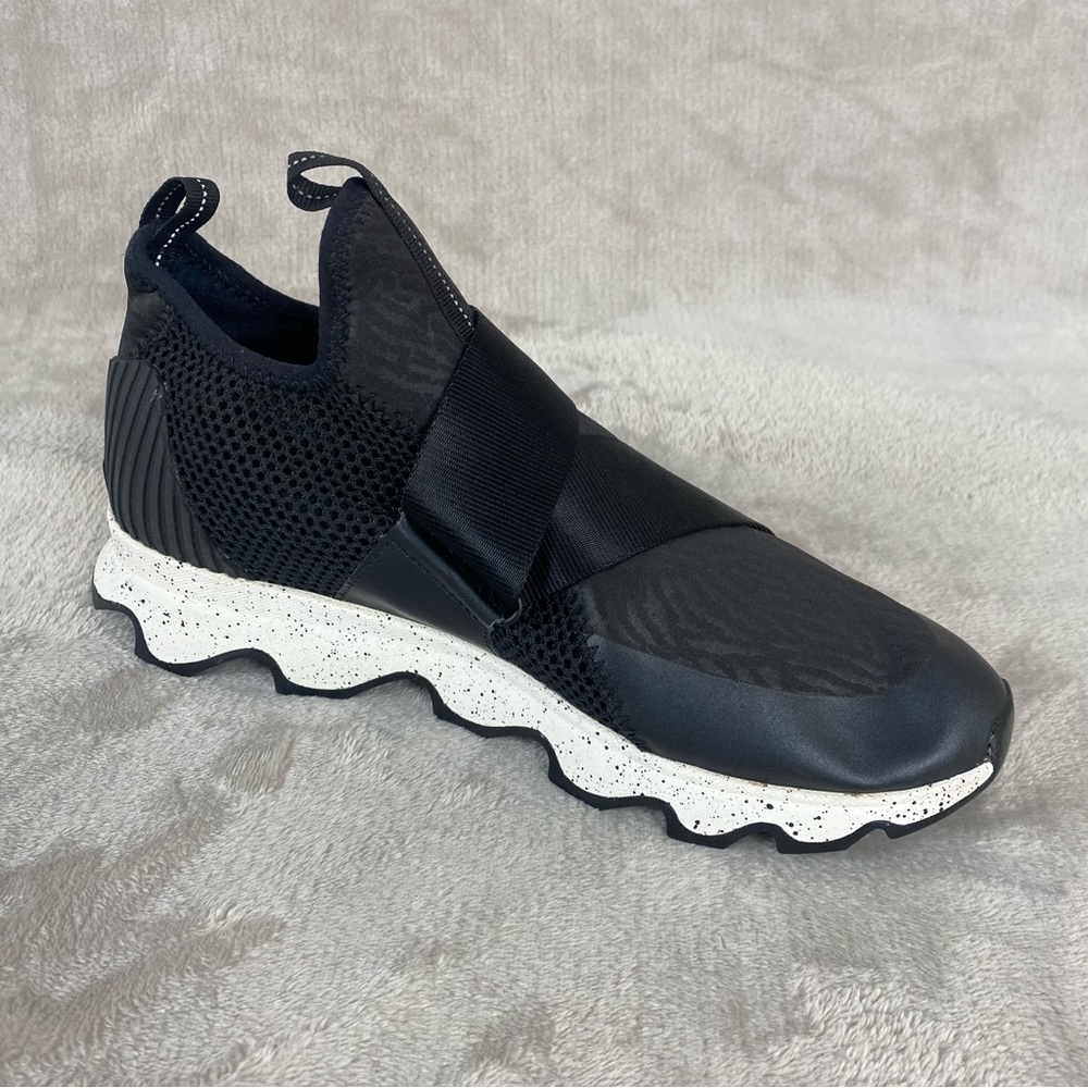 Sorel Kinetic Women's Sneakers Size 10.5 Black White Walking Comfort - Picture 3 of 10